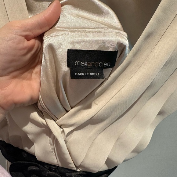 BCBG Cléo & Max beautiful elegant dress cream dress - Picture 6 of 6